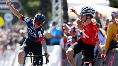 Heat, speed and a tribe of Kiwis – Five conclusions from the 2025 Cadel Evans Great Ocean Road Race