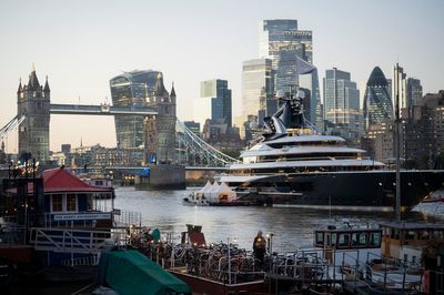 Exodus: Could the last millionaire leaving London please turn out the lights