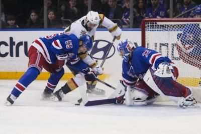 Jonathan Quick Celebrates 400Th Career Win With Rangers Victory