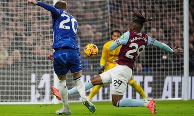 Chelsea climb back into top four after comeback win over West Ham