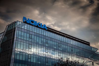 Nokia Surged on Q4 Results. Is It Time to Buy This Dividend Stock Now?