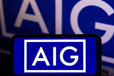 Are Wall Street Analysts Bullish on American International Group Stock?