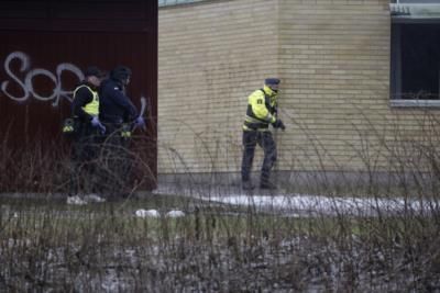 Multiple People Shot Near School In Örebro, Sweden