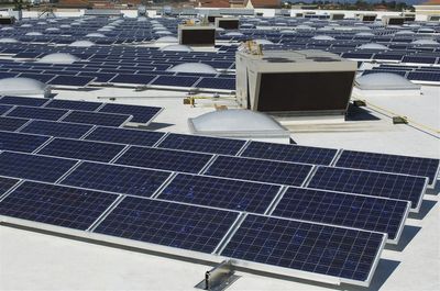 2 Solar Stocks Heating Up for a Major Industry Rebound