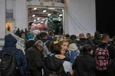 Thousands flee Santorini as hundreds of earthquakes rattle deserted Greek island