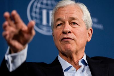 Jamie Dimon was speaking to Jeff Bezos about joining Amazon before JPMorgan