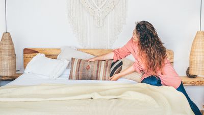 New study reveals Gen Z likes to sleep with 7 pillows — here's why that's bad news for your neck