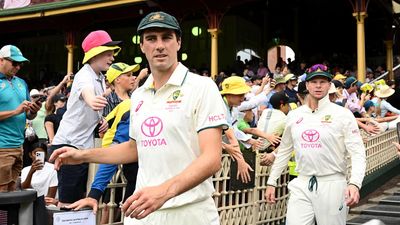 Cummins' injury could keep Smith captaining Australia