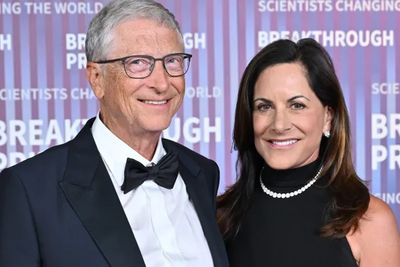 Who Is Bill Gate's Girlfriend, Paula Hurd: Age, How Did They Meet, How Did Her Husband Die, and More