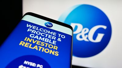 Are Wall Street Analysts Predicting Procter & Gamble Stock Will Climb or Sink?