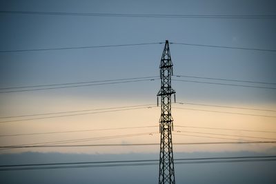 Baltics To Cut Soviet-era Ties To Russian Power Grid