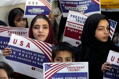 UN agencies raise alarm over Pakistan's move to deport thousands of Afghans waiting to go to the US