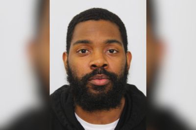 Manhunt Underway for Suspected Employee After Ohio Warehouse Shooting Kills 1 and Injures 5