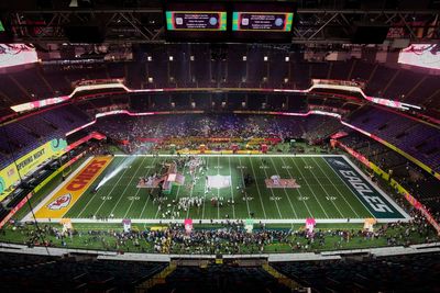 Super Bowl secondary-ticket prices high but much less than last year's game