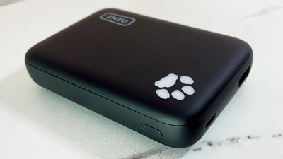 Iniu B43 MagSafe 10000mAh Compact Power Bank review: it's cute, but cute only gets you so far when you're a battery