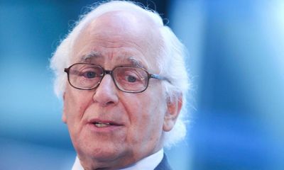 Evelyn de Rothschild left bank in 2004 after sexual misconduct complaint