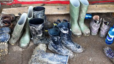 How to clean wellies - a step by step guide to making muddy rubber boots look brand new