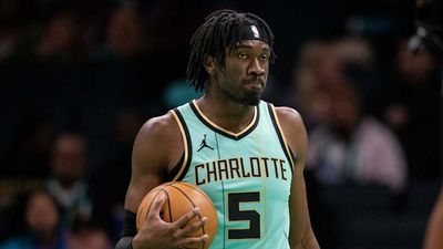 Hornets Center Mark Williams Heads to Lakers in Stunning Trade Deadline Deal