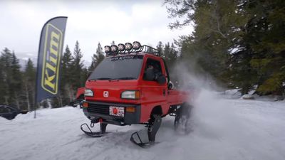 This Kei Truck Has a Turbocharged Superbike Engine Heart, and Snowmobile Tracks