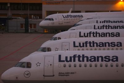 Lufthansa 747 makes emergency landing as captain faints shortly after Miami takeoff