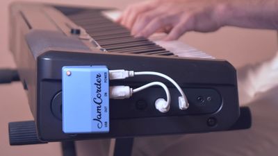 "Have you ever been playing something awesome and thought 'I should have recorded that?' Now, you did!": Jamcorder automatically records everything you play on piano - so you'll never lose a spontaneous jam again