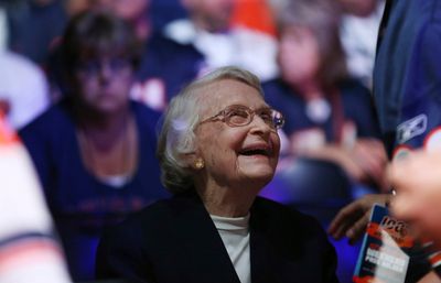 Chicago Bears owner Virginia McCaskey, the daughter of George Halas, dies at 102