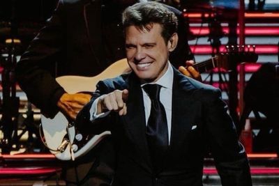 Luis Miguel is Getting His Own Musical with 'La Chica Del Bikini Azul'