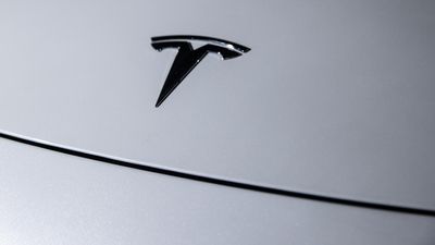 Tesla chooses Aussie coal town for battery repair site