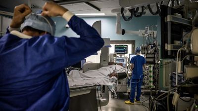 France admits more foreign doctors than ever before, but inequalities remain