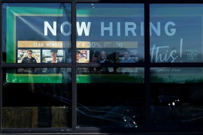 US economy shows steady job growth in January amid Biden-Trump transition