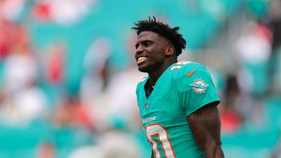 Tyreek Hill Makes Public Apology to Tua Tagovailoa, Vows to Return to Dolphins in '25