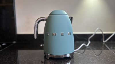 Smeg KLF03 kettle review: a retro classic that will never age