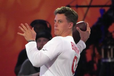 Joe Burrow crushed a grip test for fun just to silence doubters