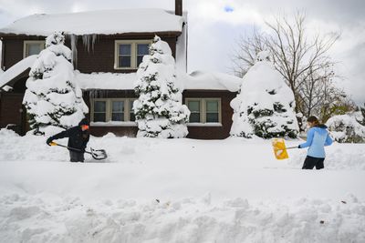 Here are the 27 States That Should Brace for Up to a Foot of Snow Tomorrow
