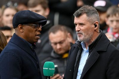 Who are the commentators and pundits on ITV this weekend?