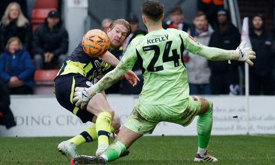 Manchester City get taste of Leyton Orient but De Bruyne seals Cup recovery