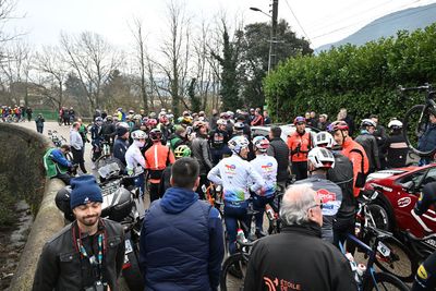 Étoile de Bessèges down to 64 riders as Kern Pharma drop out over safety concerns