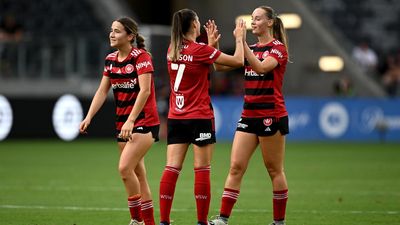 Wanderers stun Roar, Western United beat Sydney in ALW