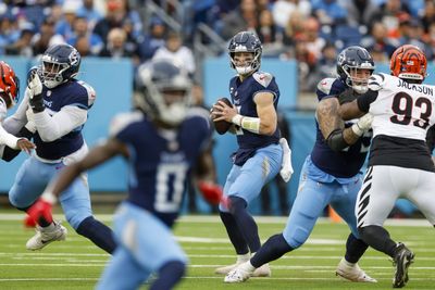 Analyst believes Titans could trade out of the No. 1 pick