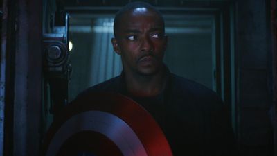 Marvel star Anthony Mackie thinks he only has 10 more years playing Captain America: "A 60-year-old Captain America, that'll hurt"