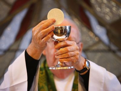 Church bans non-alcoholic wine and gluten-free bread from holy communion