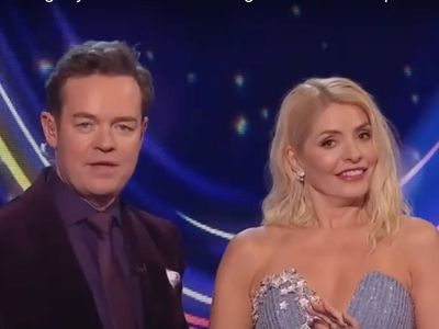 Dancing on Ice star pulls out of latest episode after painful injury