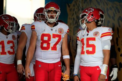 Chiefs QB Patrick Mahomes, TE Travis Kelce arrive in style for Super Bowl LIX