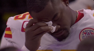 Chris Jones brought a tissue for his tears during the 2025 Super Bowl national anthem