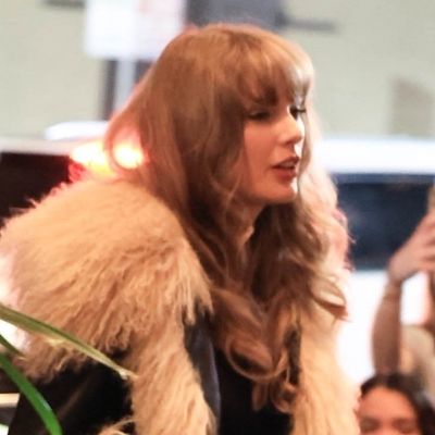 Taylor Swift Styles a Super Bowl-Eve Rich Girl Coat With $6,450-Worth of Designer Accessories