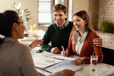 How Women Can Qualify for Business Loans Easily?