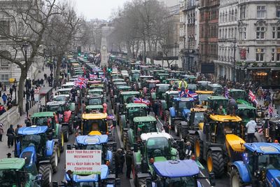 Farmers protest live: Tractors and tanks descend on Westminster as Nigel Farage calls for end to ‘death taxes’