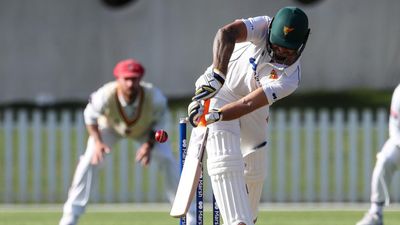 Tassie opener continues hot run, Vics set testing chase