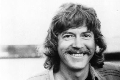 Tom Robbins: Even Cowgirls Get the Blues author dies, aged 92