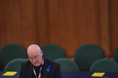 Archbishop of York admits mistakes as he survives bid to stop his Synod speech